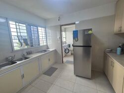 Lakeview Estate (D20), Apartment #509495391